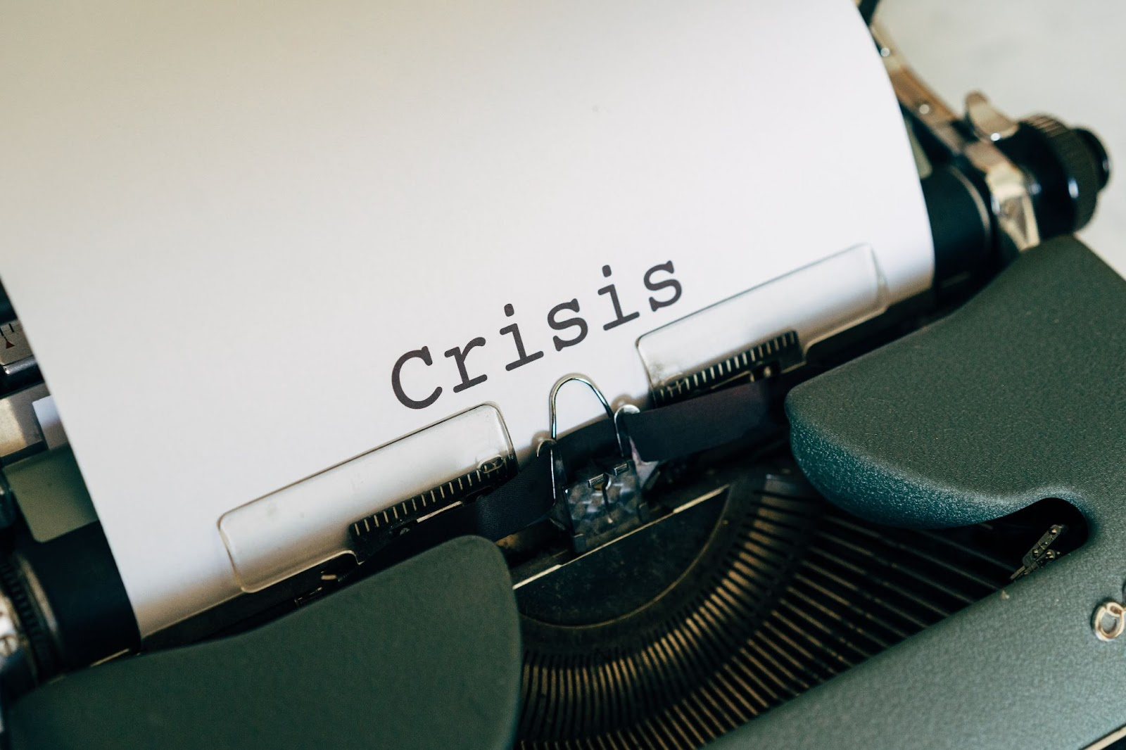 La communication de crise est la gestion des communications utilis&eacute;es pour g&eacute;rer les effets n&eacute;gatifs d'une situation de crise